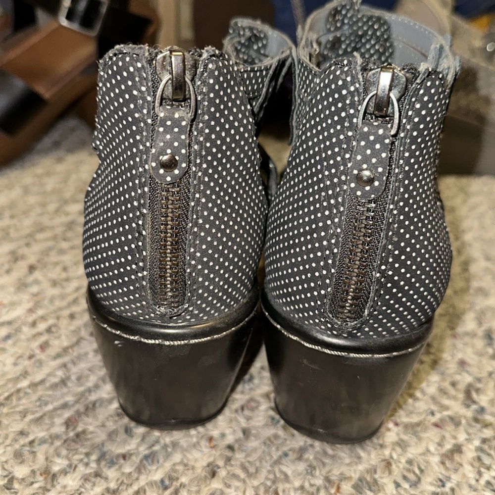 JBU by Jambu Black Wedge Zip Sandals Studded Nectar PolkaDot Gladiator COMFORT 8 - Picture 3 of 5